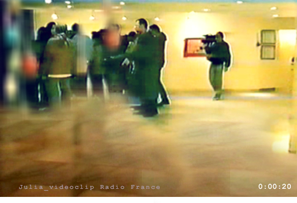 Julia_videoclip Radio France 0_00_20.jpg
